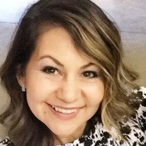 Meet your Posher, Ofelia